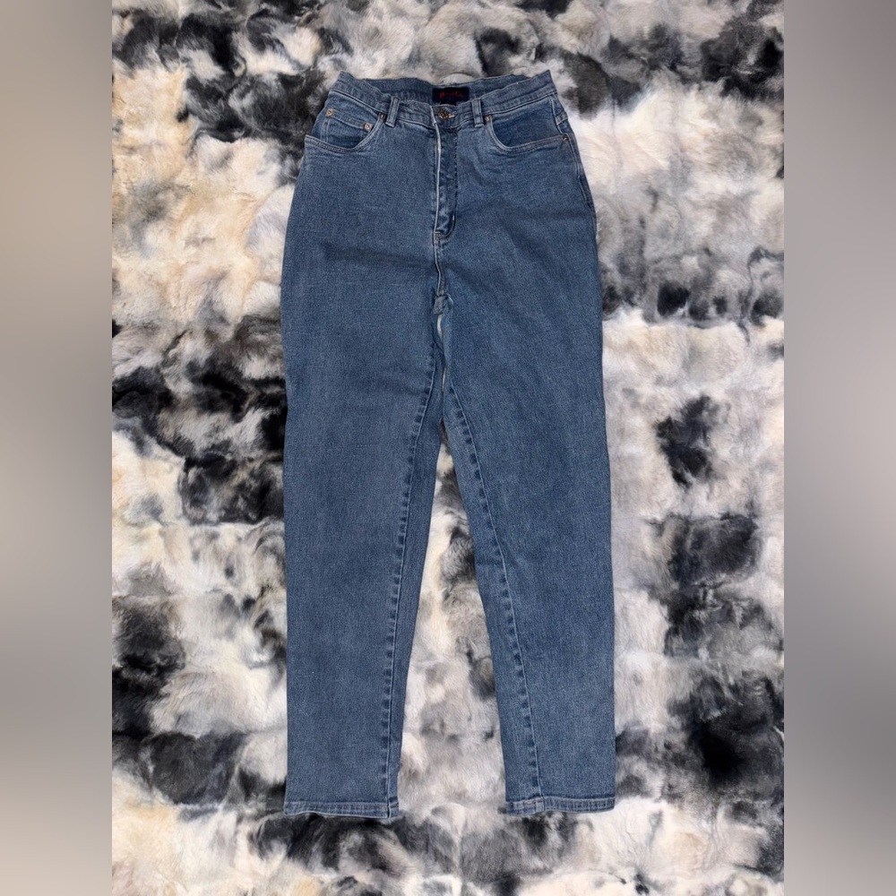 Classic Blue Back-Pocketless Mom Jeans